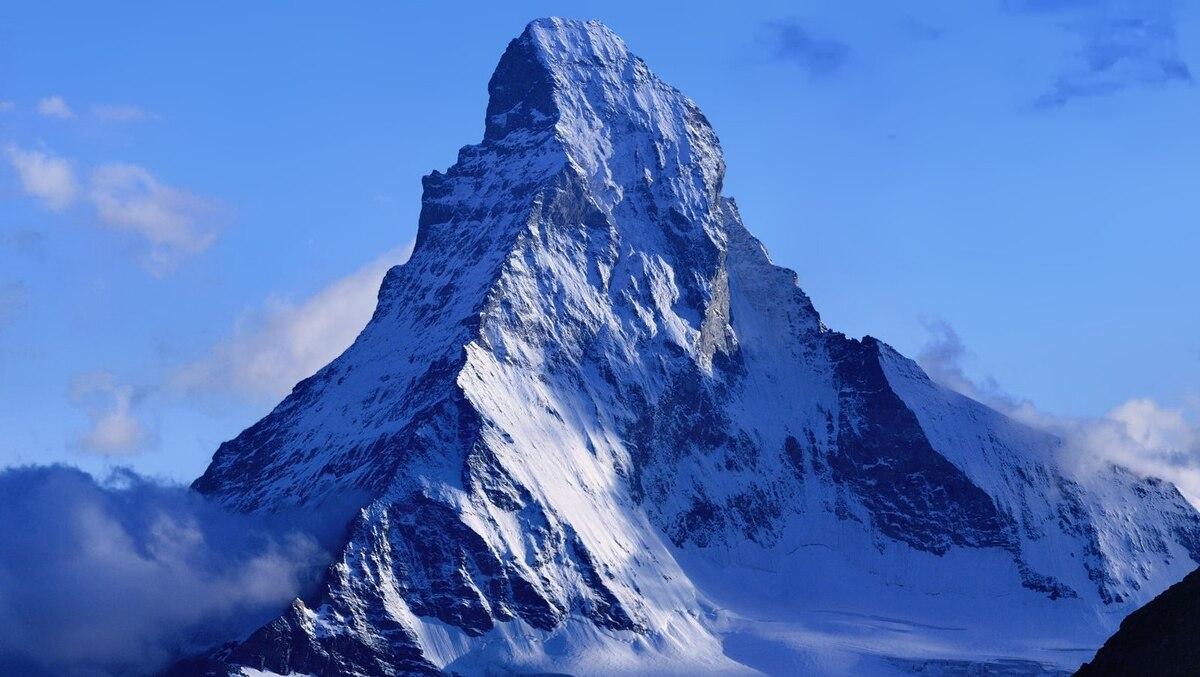 4. Pyramidal Peak