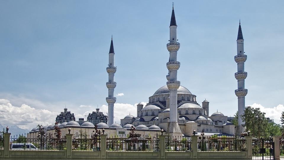 uploads/central-mosque.jpg